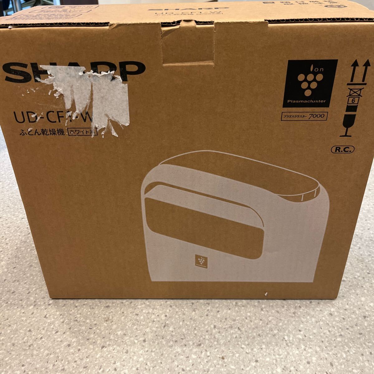 A494/【未使用品】プラズマクラスター ふとん乾燥機 UD-CF1-W (ホワイト系)SHARP シャープ