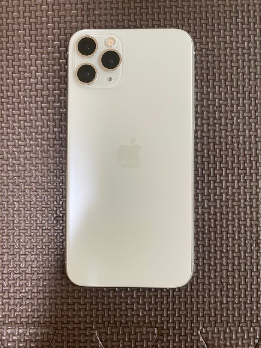 iPhone 11 Pro シルバー 256 GB SIMフリー