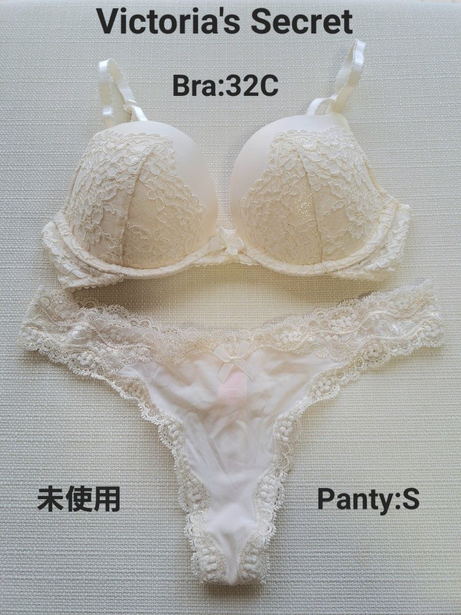 【未使用品】Victoria's Secret Bra & Panty set ブラジャー・パンティセット 32Cサイズ S
