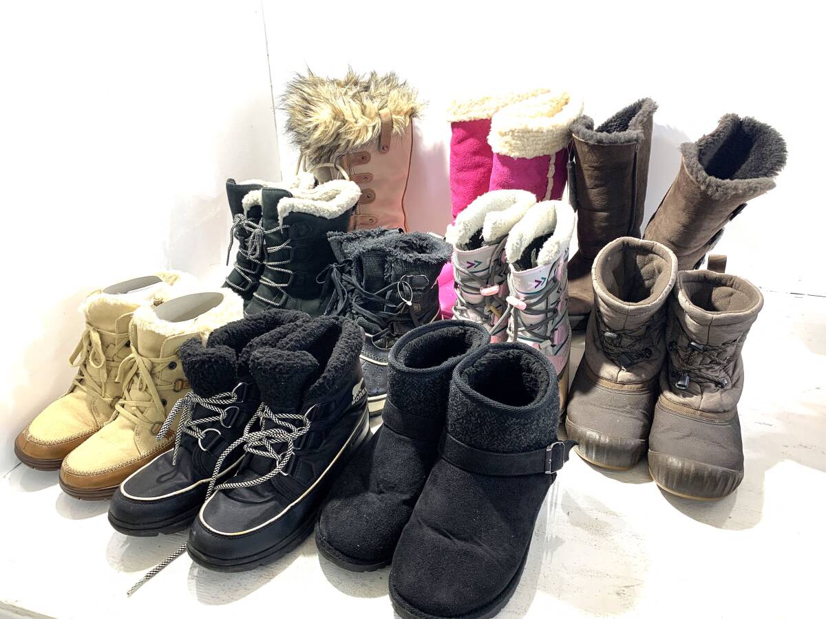 【中古/140】SOREL Colombia UGG 他 レディースブーツ まとめ サイズ色々 １０足の画像1