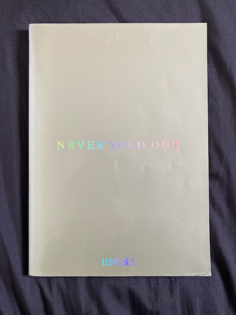 即決 難あり現状品 バンドスコア LUNA SEA 『NEVER SOLD OUT disc one』 ルナシー 『ネヴァー・ソールド・アウト ディスク 1 』楽譜 の画像1