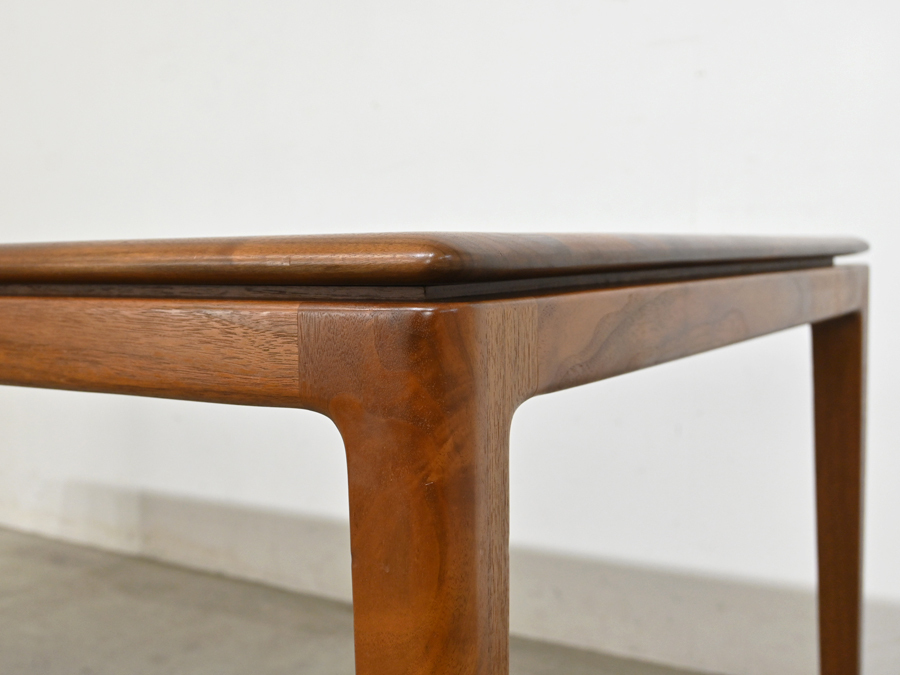 Time & Style ”Moon table” ウォールナット無垢材 ダイニングテーブル/リッツウェル アルフレックス アクタス イデー 北欧の画像6