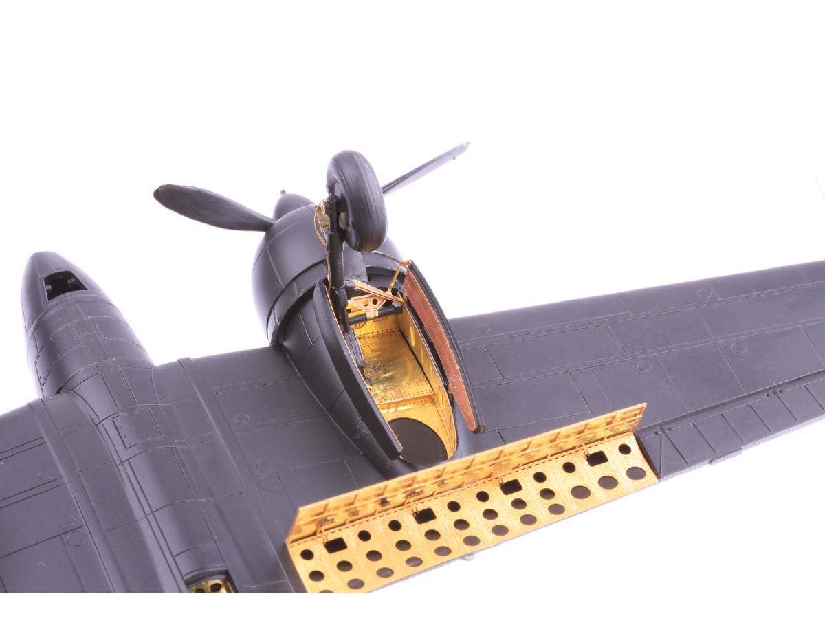 エデュアルド 1/72 日本陸軍 キ-46 百式司令部偵察機 ランディングフラップ ハセガワ 用 エッチングパーツ 72657 百式司偵 マスキング 付_画像6