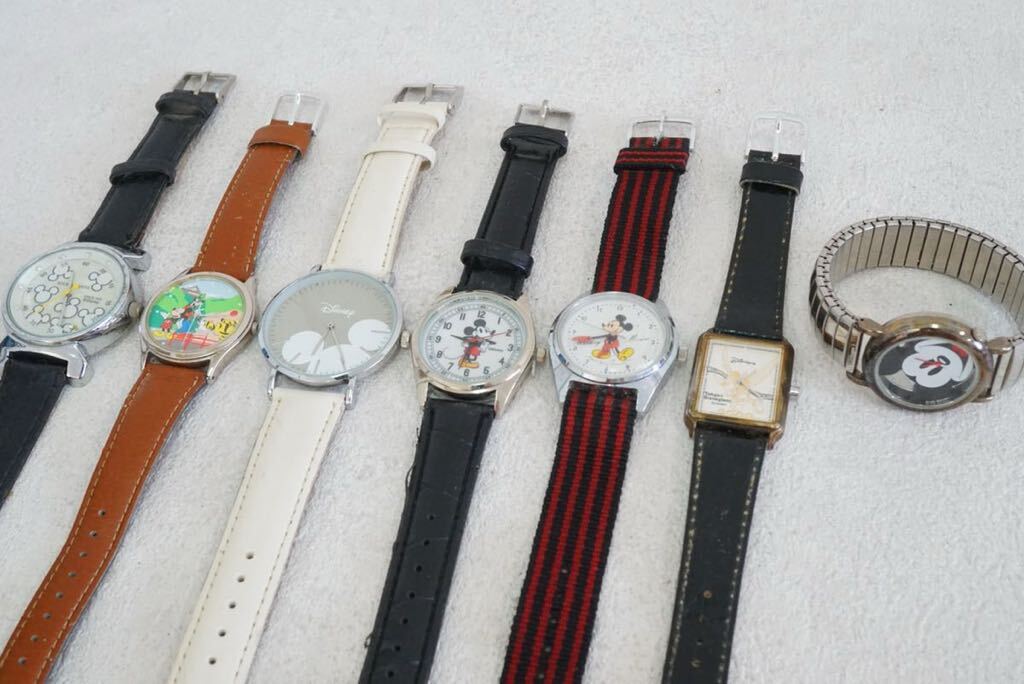 F113 Disney/ディズニー MICKEY MOUSE/ミッキーマウス 腕時計 7点セット アクセサリー 大量 まとめて おまとめ まとめ売り 不動品の画像1