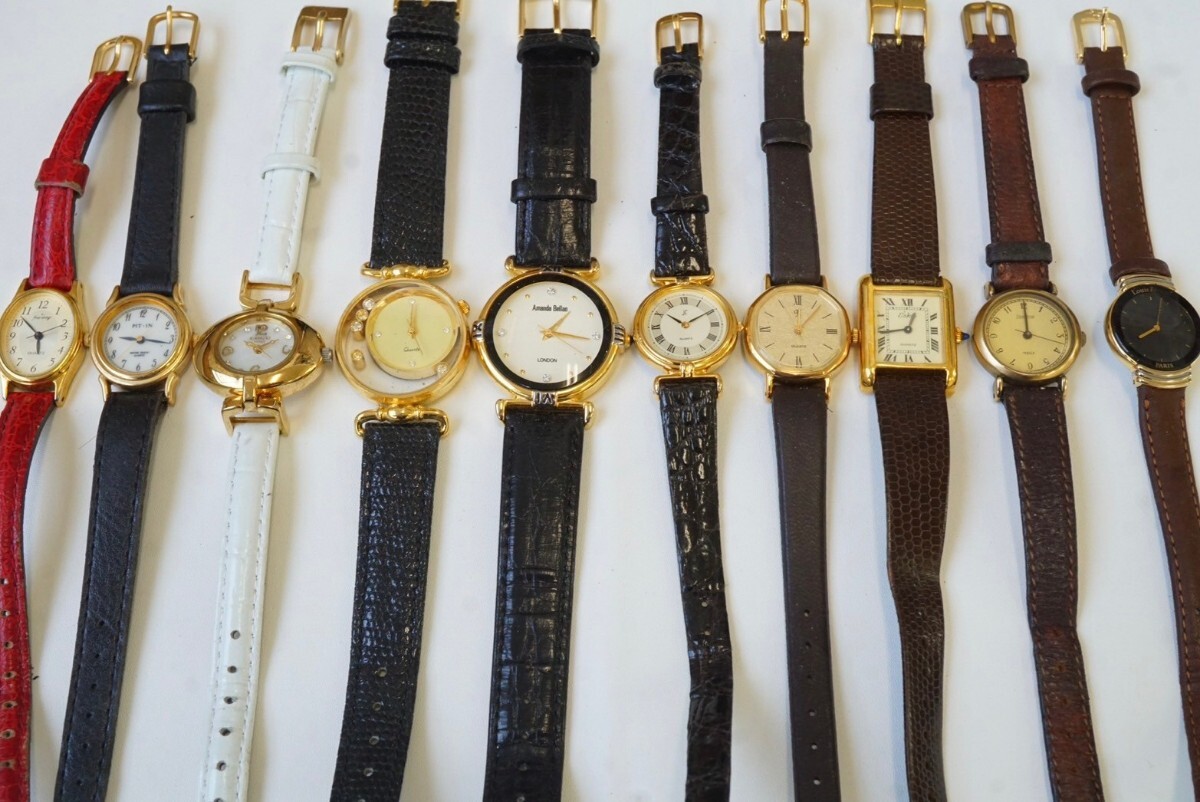 F457 Gold color wristwatch 10 point set men's lady's accessory quartz large amount together . summarize set sale immovable goods 