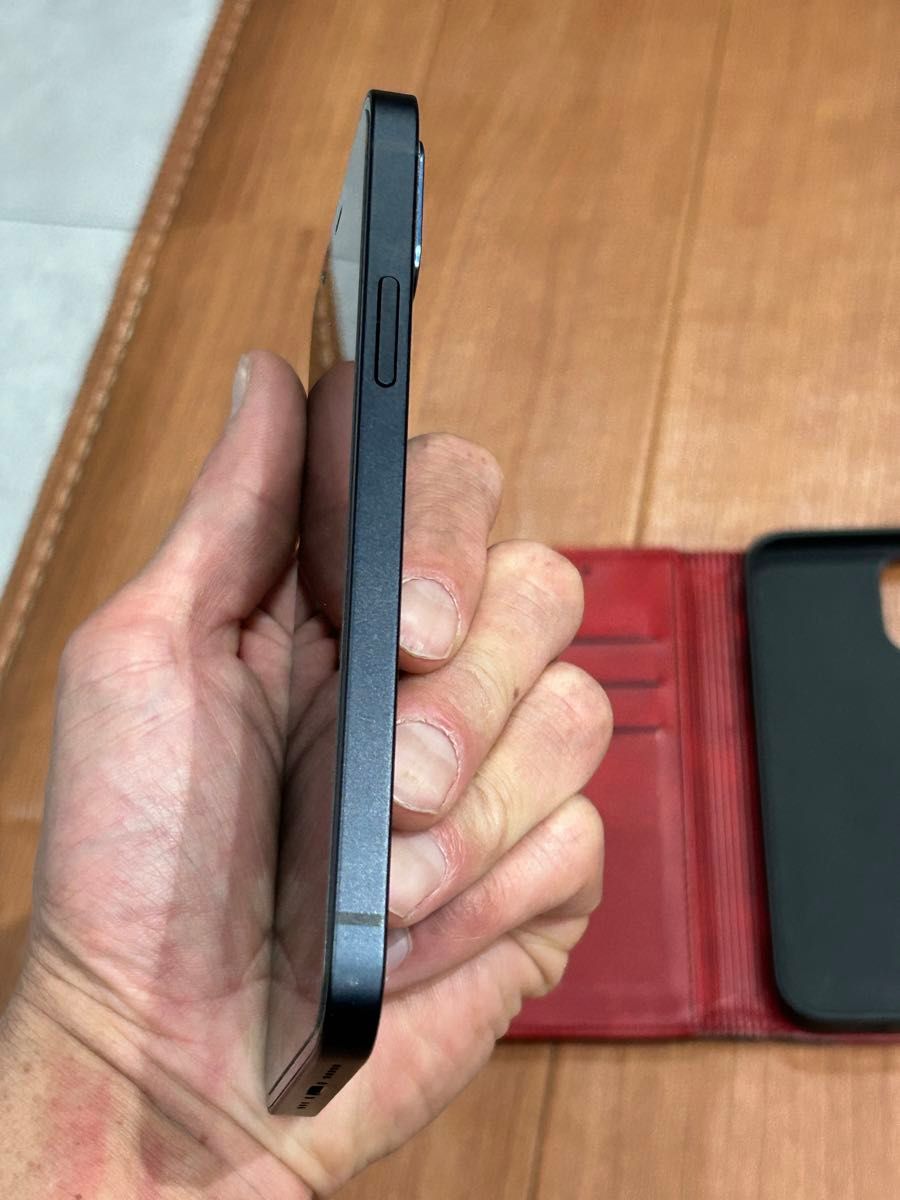iPhone12 傷なし　バッテリー良好　 64Ｇ ブラック SIMフリー　付属品未使用