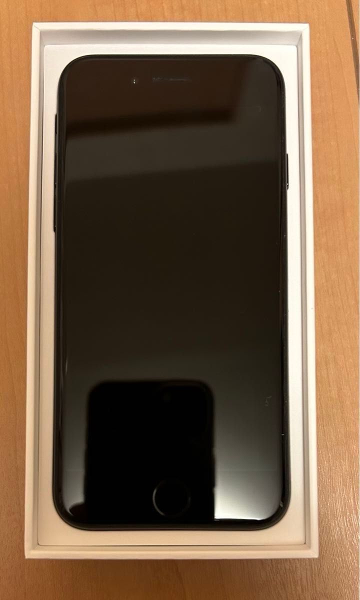 iPhone SE 第2世代 (SE2) ブラック 256 GB SIMフリー　美品