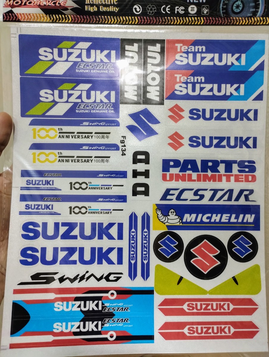 防水反射 Suzuki スズキ /  バイクステッカー / ヘルメットステッカー  デカール 31x25 センチの画像1