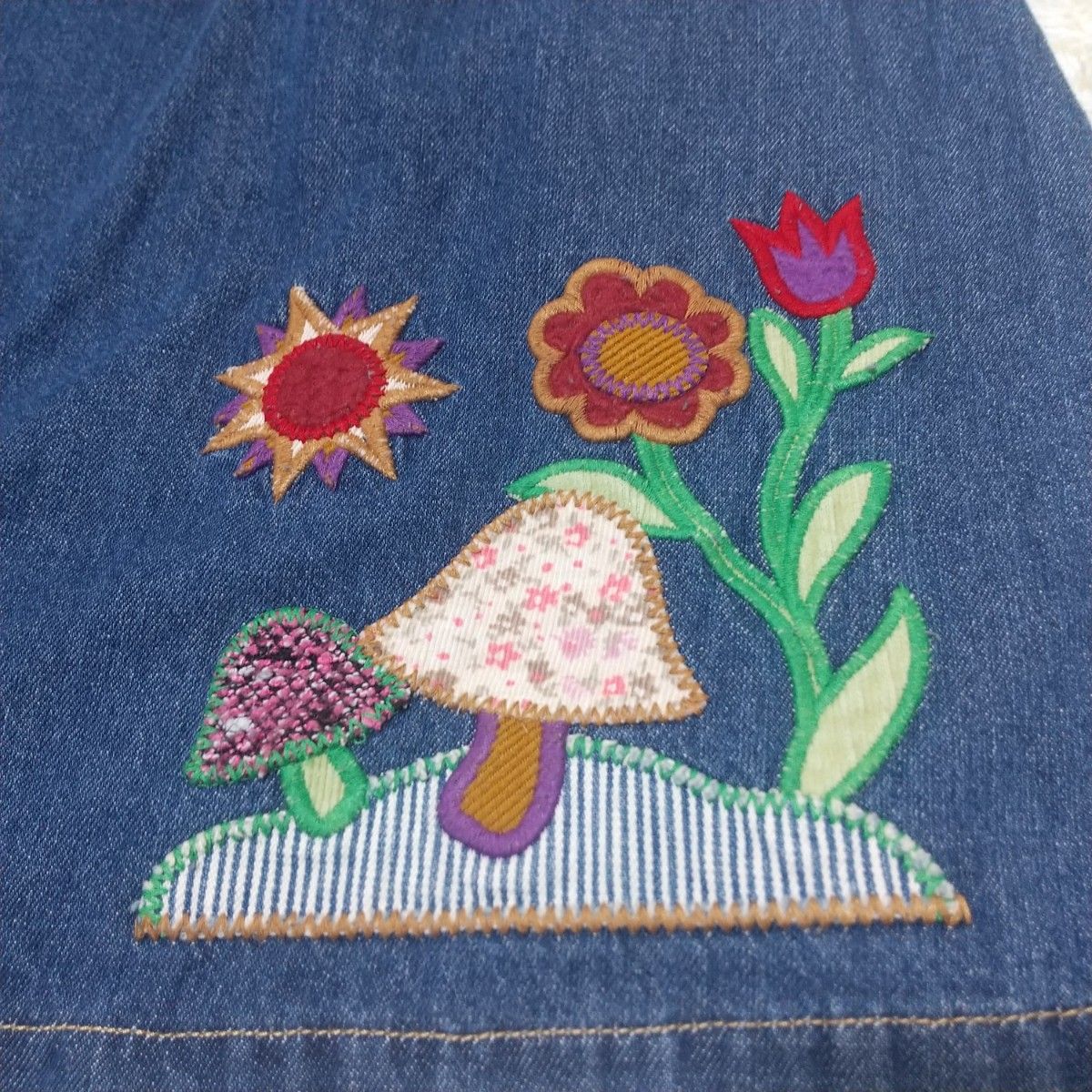 TITICACA  チチカカ  デニムスカート  ロングスカート  フレア  マキシ丈  刺繍  大きめ