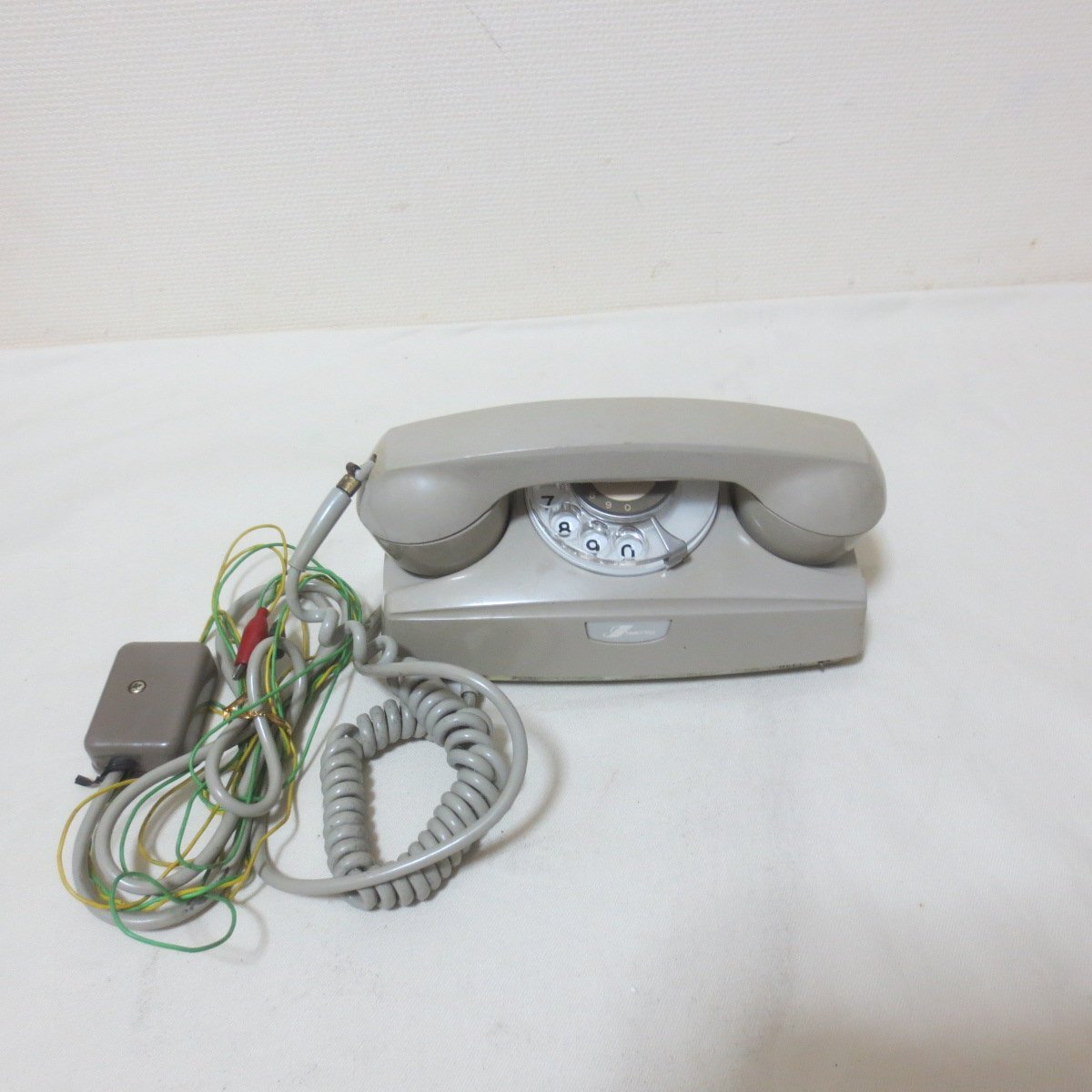 R317 Iwatsu Electric corporation small size A1 telephone machine NTR3101 retro antique dial type Showa era 