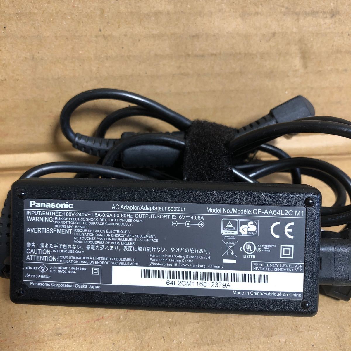 (F-03)Panasonic ACアダプタ 16V~4.06A CF-AA64L2C M1の画像2