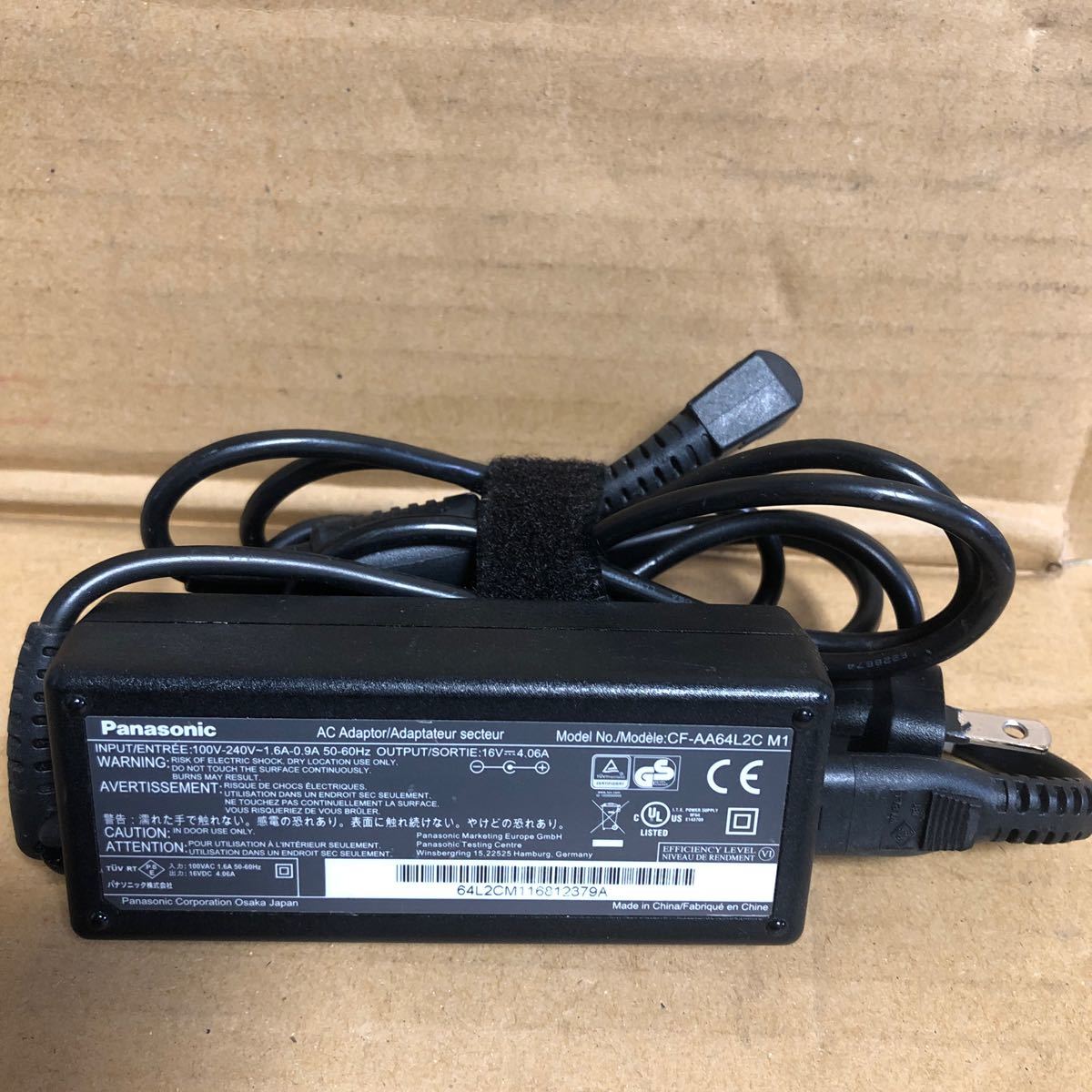 (F-03)Panasonic ACアダプタ 16V~4.06A CF-AA64L2C M1の画像1