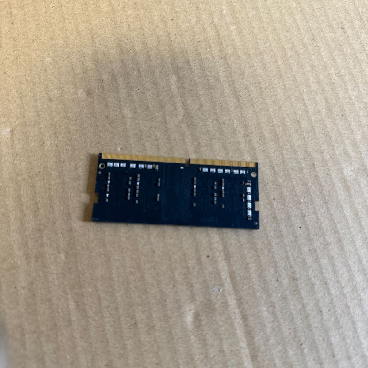 4GB 1Rx16 PC4-2400T 中古動作品ノートパソコン用メモリ の画像2