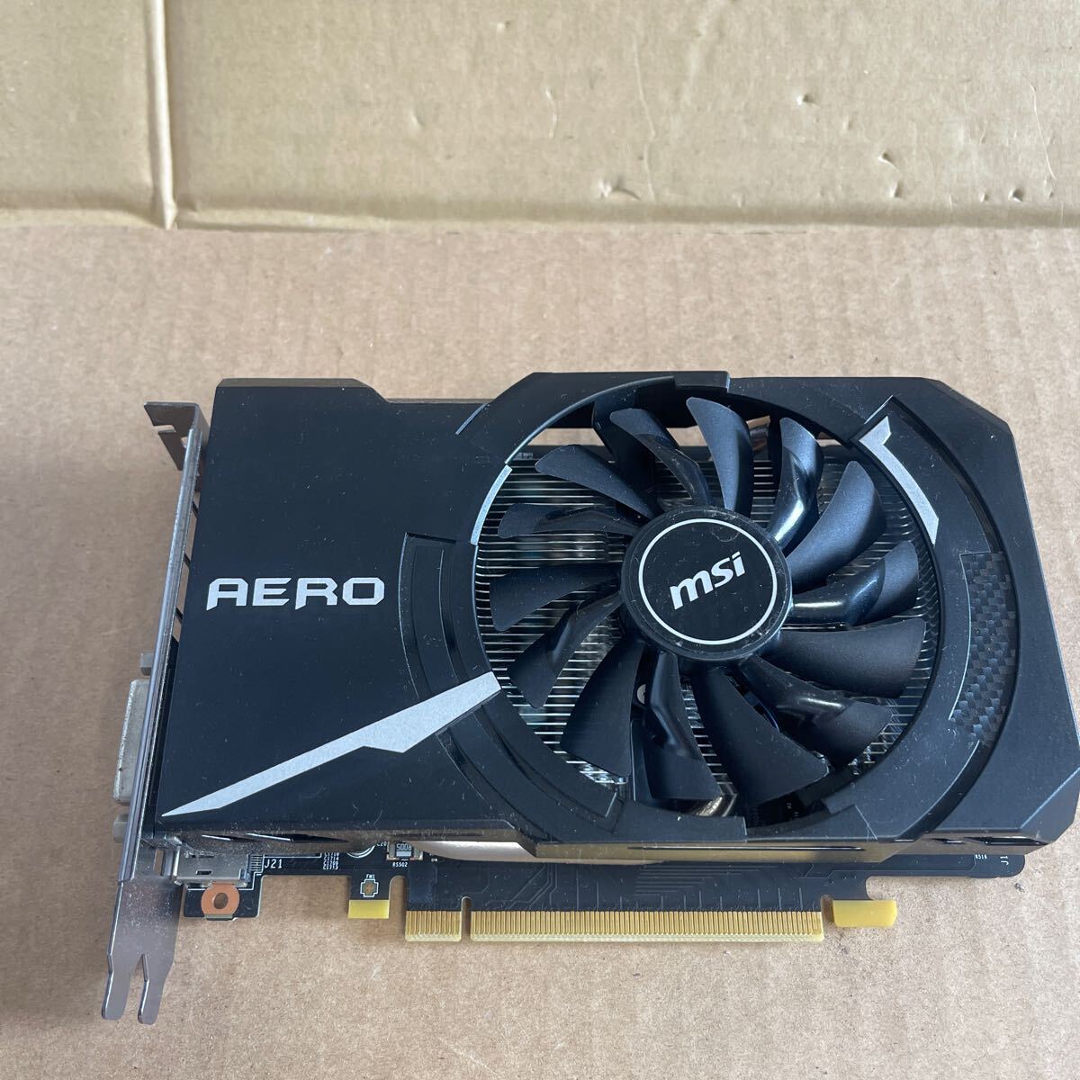 (939)Geforce GTX 1060 AERO ITX 3G OC グラフィックボード パソコンパーツ 中古 の画像1