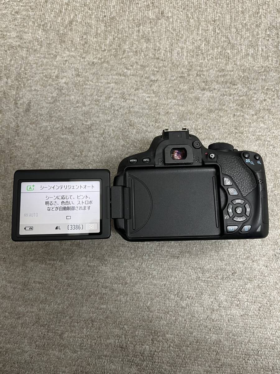 【MC4079YR】1円スタート Canon EOS Kiss X7i 40mm 1:2:8STM LENS 一眼レフカメラ バッテリー充電器付 SDカード32G付属の画像5