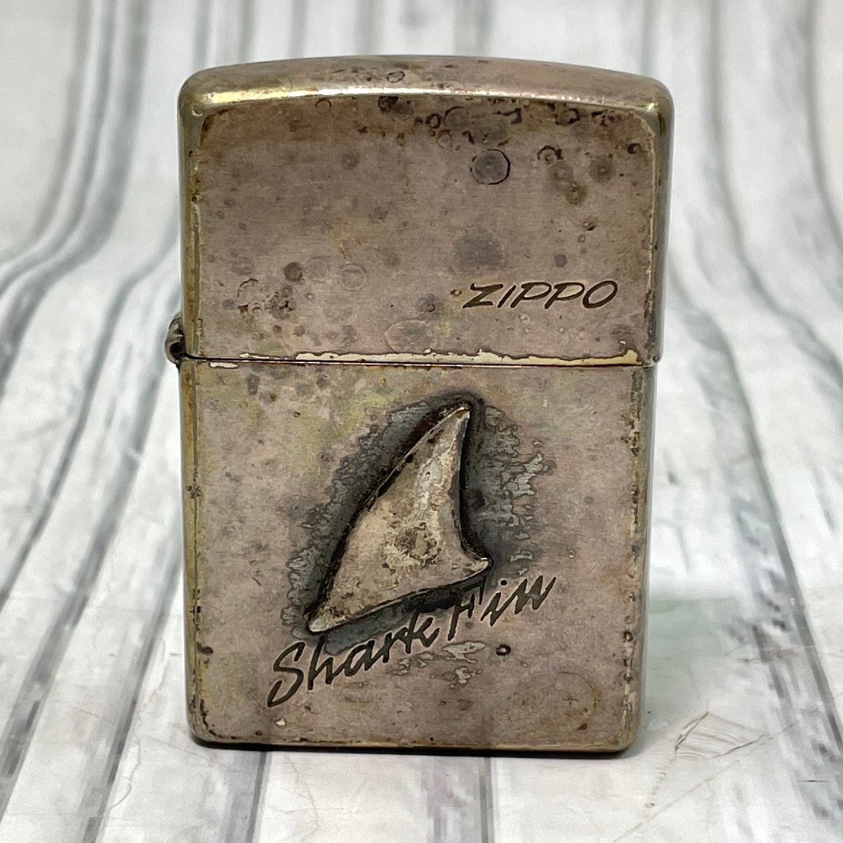 m002 D3(30) 3 ZIPPO SHARK FIN 98年製 ZIPPO ジッポ 1998 ジッポー オイルライター USA ヴィンテージ 喫煙グッズ 喫煙具の画像1