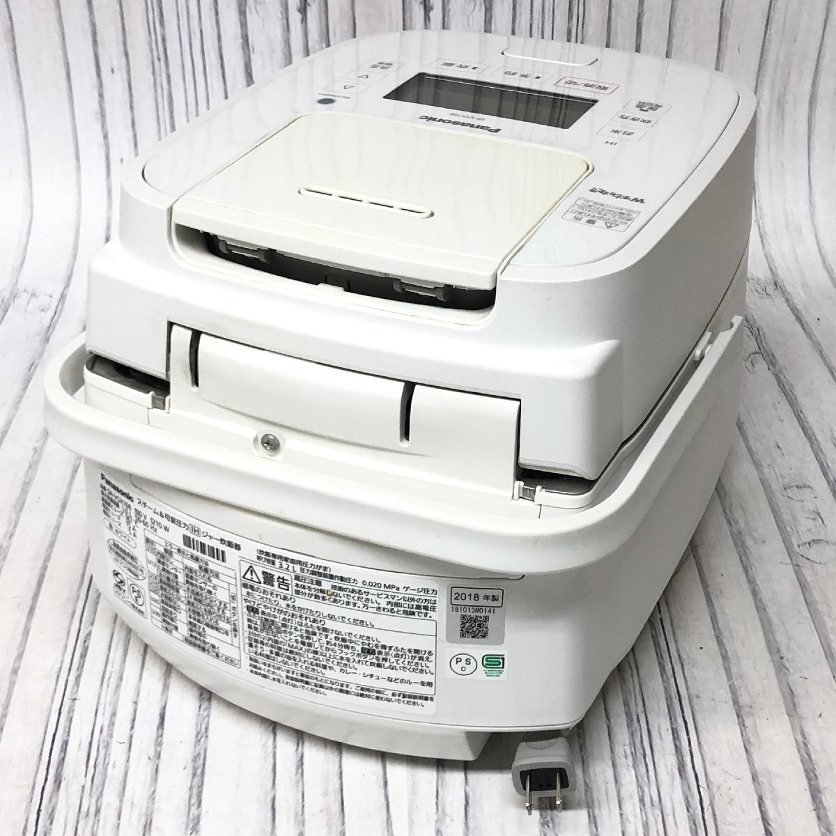 m001 J(100) Panasonic Panasonic steam & changeable pressure IH jar rice cooker W.....5...SR-VSX108 white 