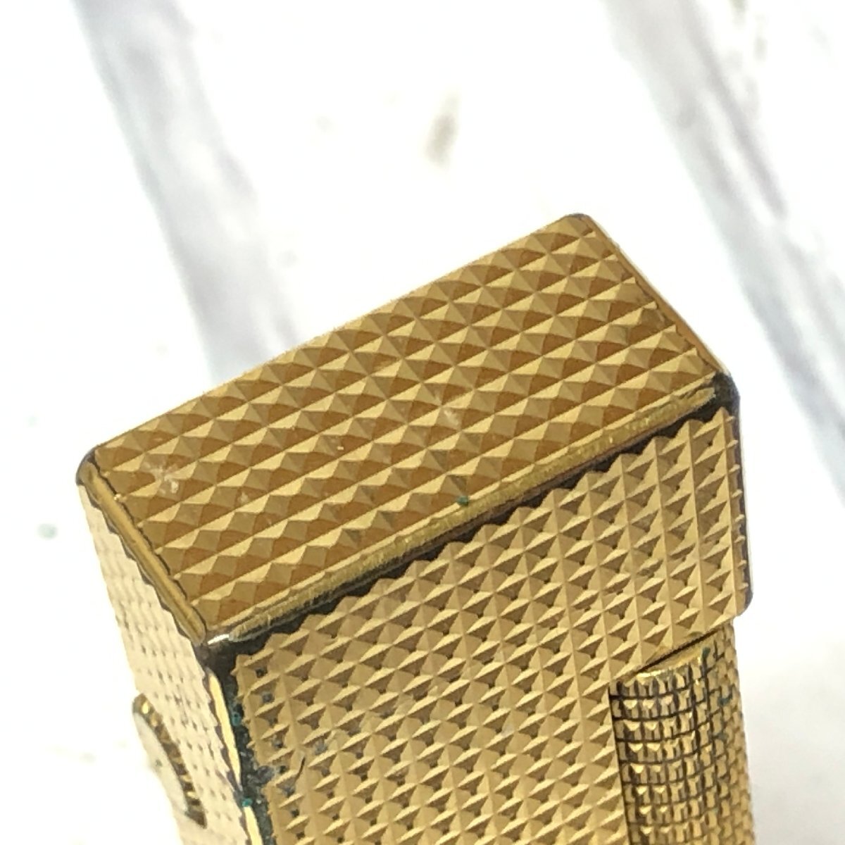 m001 Y3(60) ダンヒル ローラーガスライター ゴールド ピラミッドカット ジャンク レザーカバー付き dunhill Gas Lighter Gold_画像5