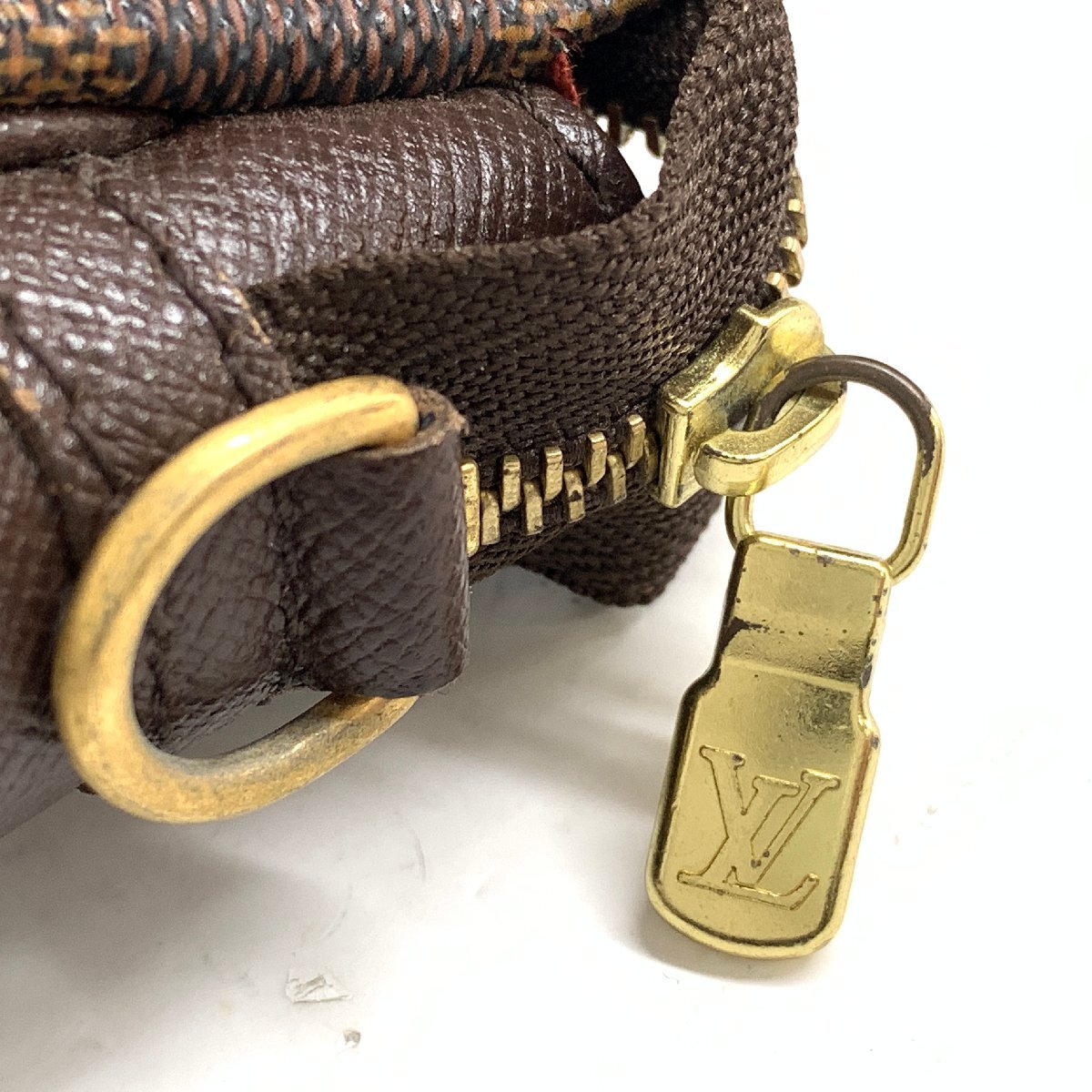 f001 C LOUIS VUITTON ルイヴィトン ダミエ メイクアップポーチ ブラウン アクセサリー ショルダーストラップ無し_画像6