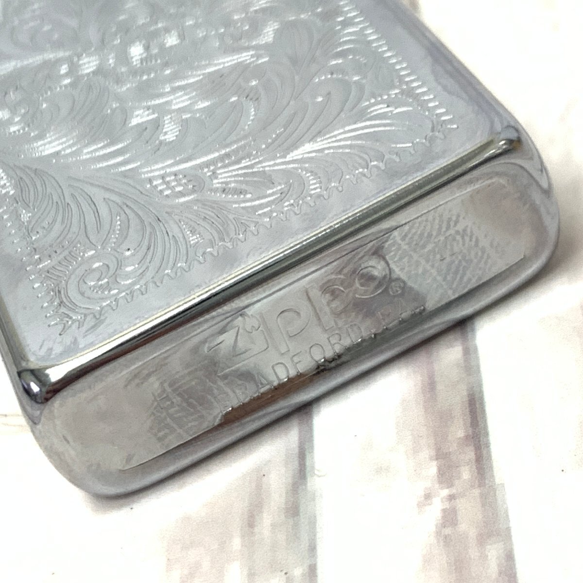 s001 A3.1 保管品 VENETIAN LIGHTER Zippo No.352 ベネチアン ライタ High Polish Chrome 唐草模様 二面彫 着火不明 ケース入 中古の画像7