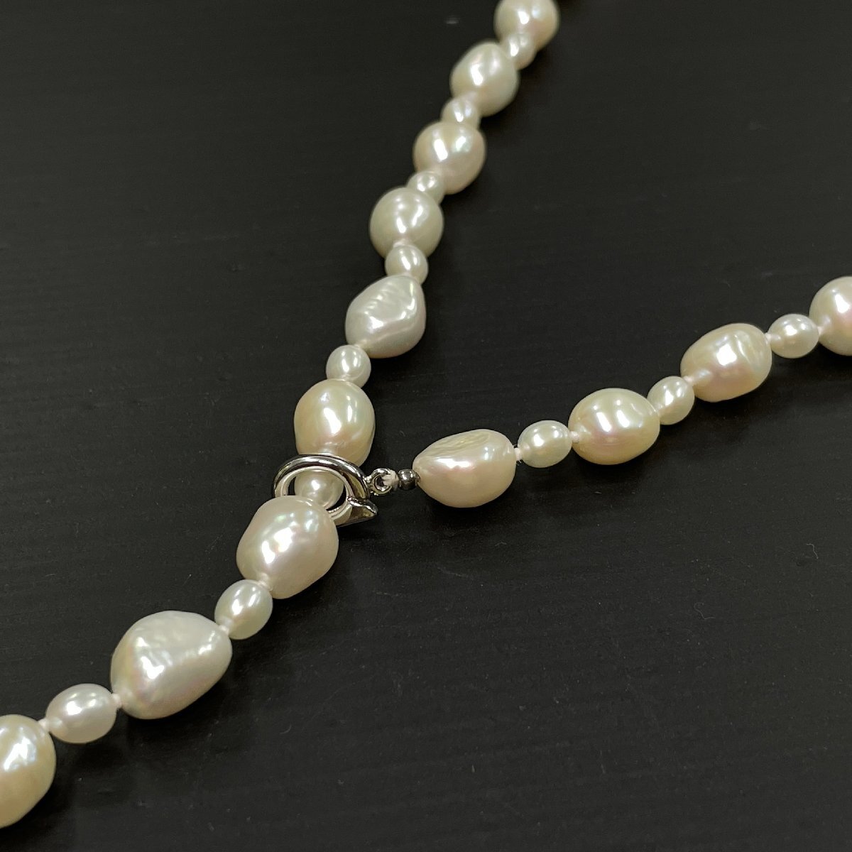 m002 H2(10) 送料385円 バロック パール ネックレス 淡水 真珠 長さ約83cm アクセサリー デザイン ネックレスの画像1