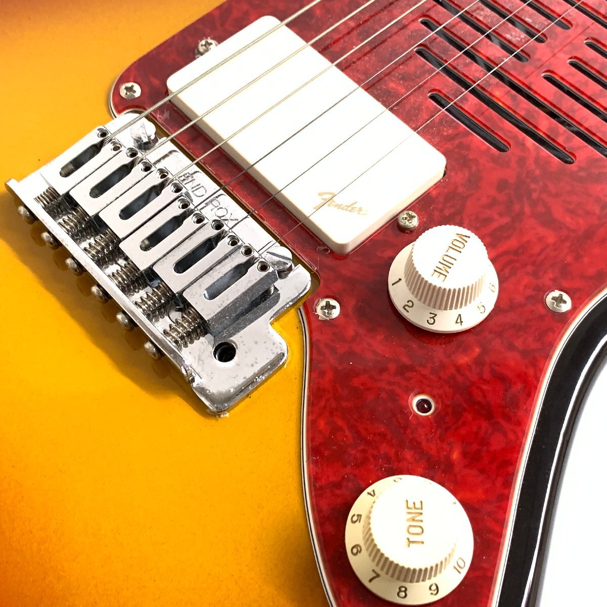 f001 F Fender Japan JAZZMASTER フェンダージャパン ジャズマスター エレキギター ソフトケース付き 音出し確認済の画像7