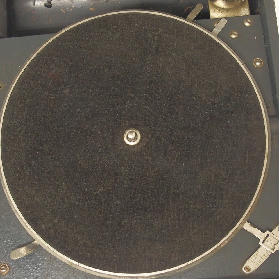 f002 KAI Columbia コロンビア Viva-tonal Grafonola NO.230 蓄音機 レコード ケース型 アンティーク 動作未確認