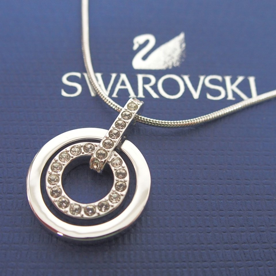 f002 Y2 未使用 スワロフスキー SWAROVSKI アクセサリー ネックレス ダブルサークル ラインストーン シルバー系 元箱入り 宅急便コンパクの画像1