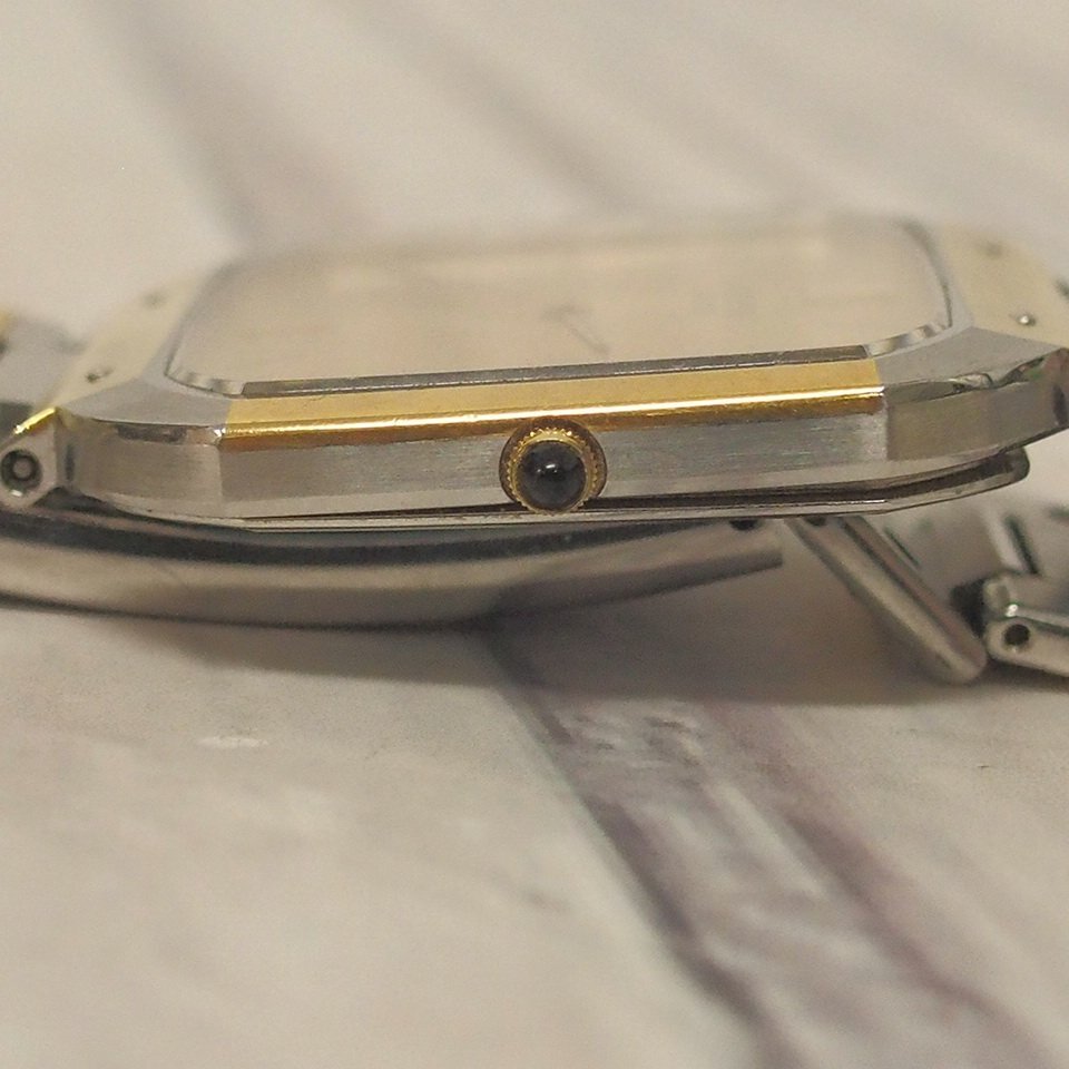 f002 Z1 セイコー/CREDOR 薄型 コンビ 2針 ビンテージ ローマン 9300-5330 電池交換済 クレドール 純正ベルト メンズ腕時計 クオーツの画像5