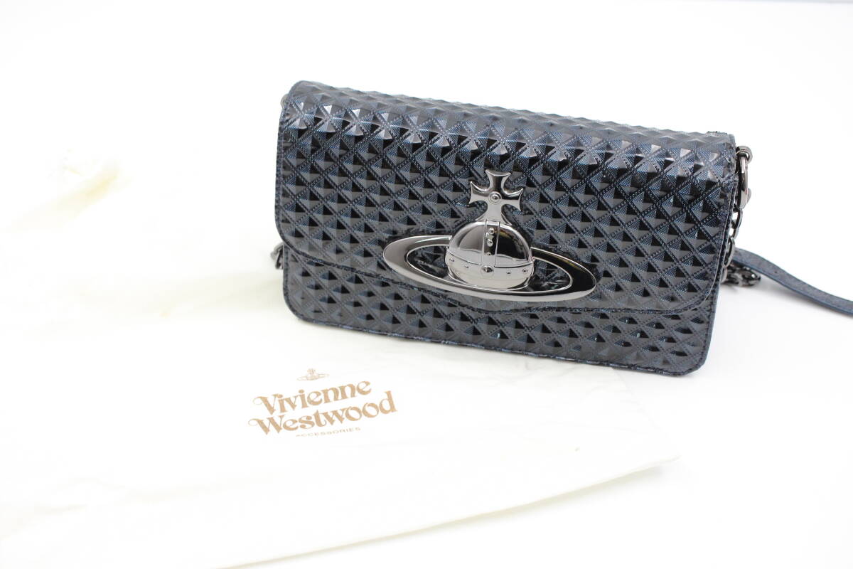 【え富】 ☆ Vivienne Westwood ヴィヴィアンウエストウッド チェーンショルダーバッグ パテント ビッグオーブ MAZ01MNB07_画像1