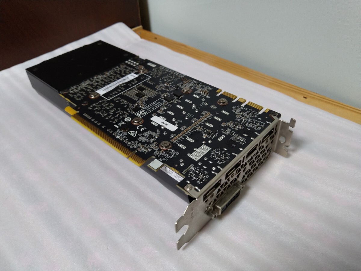 ZOTAC GeForce GTX1070の画像2