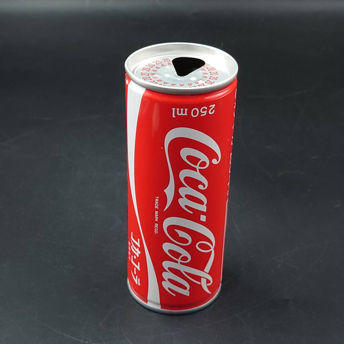 ★ 【当時物　希少】 コカコーラ スチール缶 250ml 開封済み プルタブ 100周年記念缶 COCA-COLA 1986年製造 ★_画像1