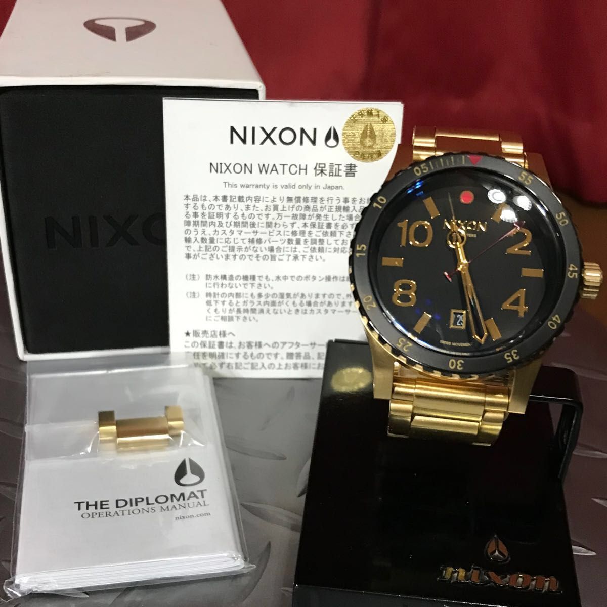NIXON ニクソン//☆THE DIPLOMAT SS☆     GMT腕時計　箱・保証書付き