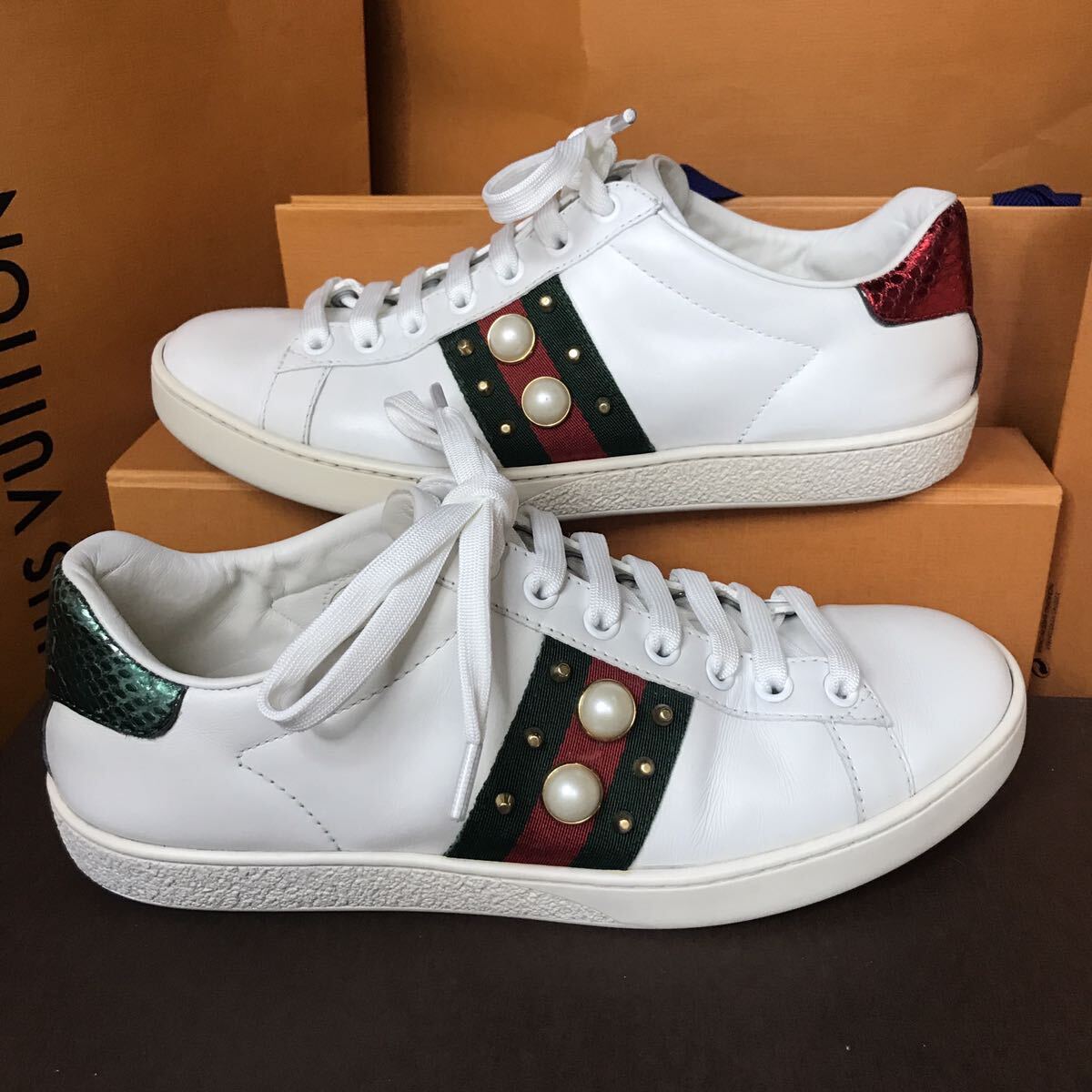 ＧＵＣＣＩ　エンブロイダリー　シェリーライン スニーカー　エース　グッチ　GG ロゴ　インターロッキング　シューズ　_画像1