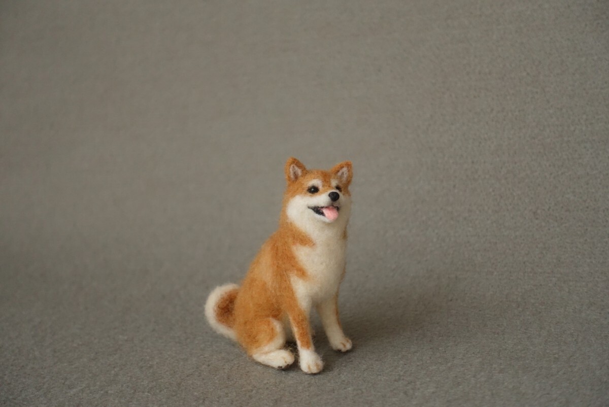 小さな柴犬 9cm　羊毛フェルト ミニチュア にこにこ柴犬 ハンドメイド 犬_画像8