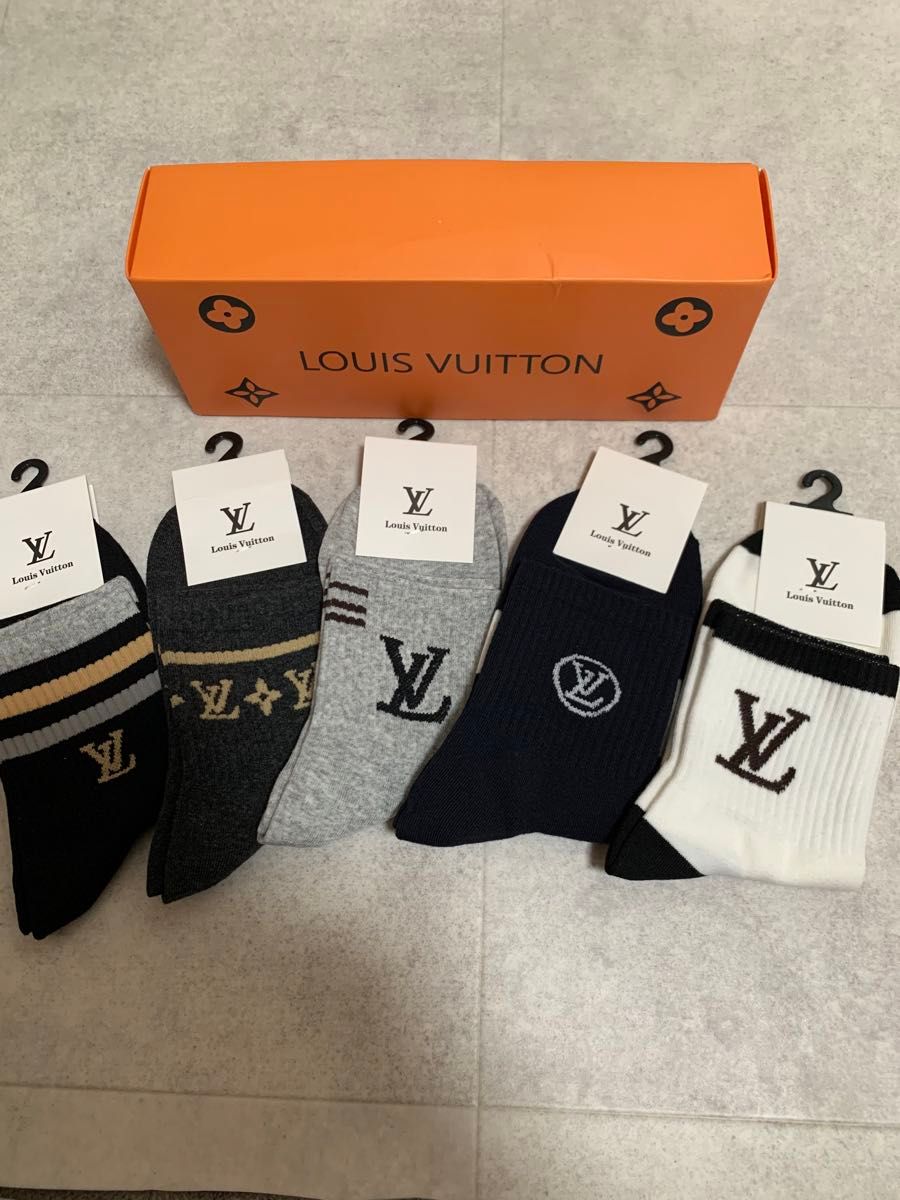 LV ルイヴィトン レディースソックス22センチ〜25センチ 5足組 LV ルイヴィトン レディースソックス22センチ〜25センチ 5足組