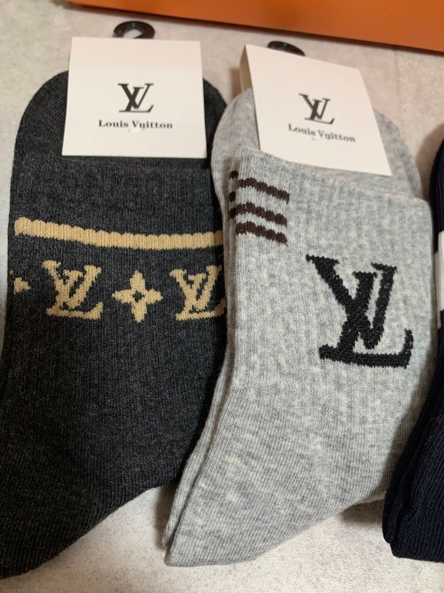 LV ルイヴィトン レディースソックス22センチ〜25センチ 5足組 LV ルイヴィトン レディースソックス22センチ〜25センチ 5足組