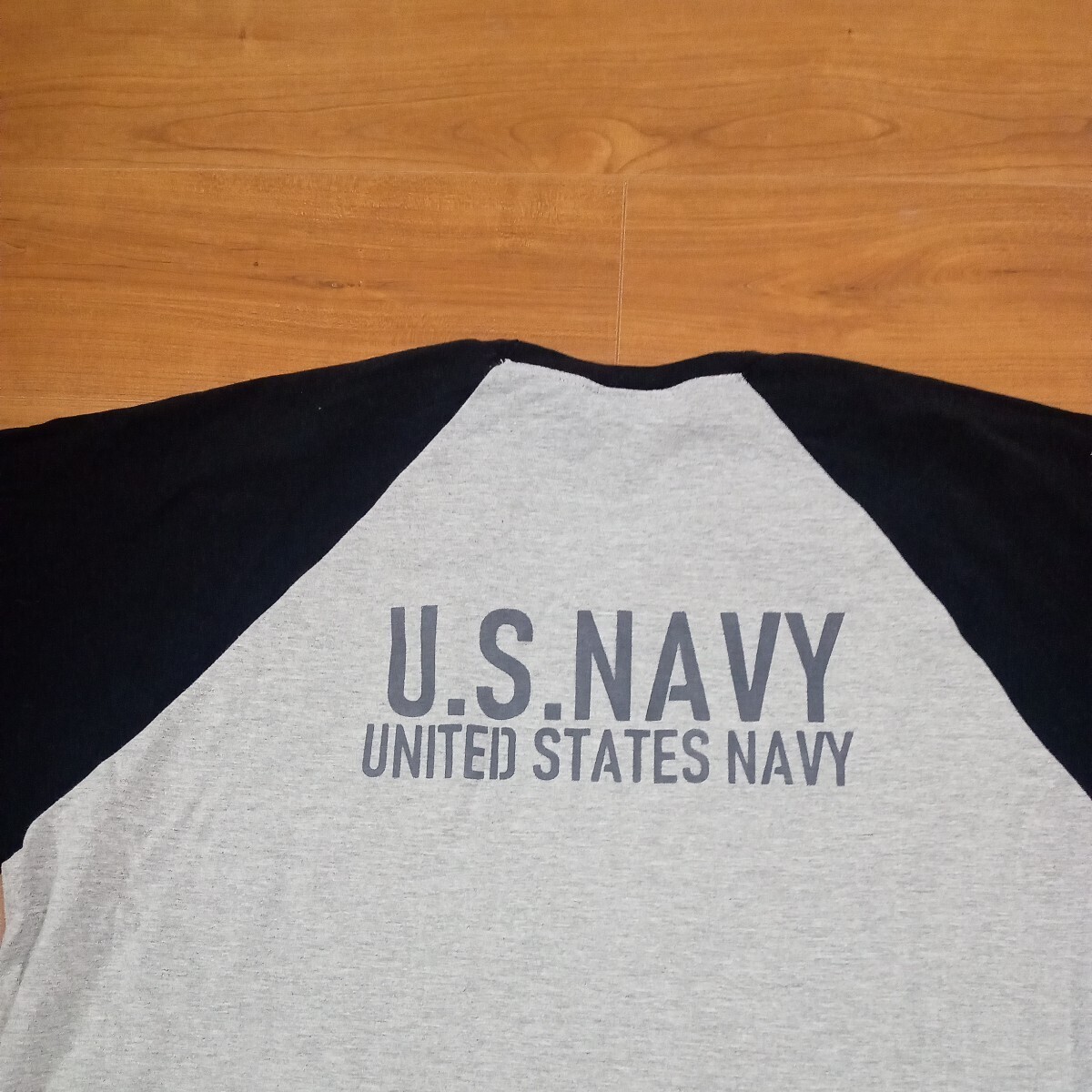 古着　ギルダン　ラグランＴシャツ　US NAVY ステンシル　　XL XXL 2XL　グレーブラック_画像2