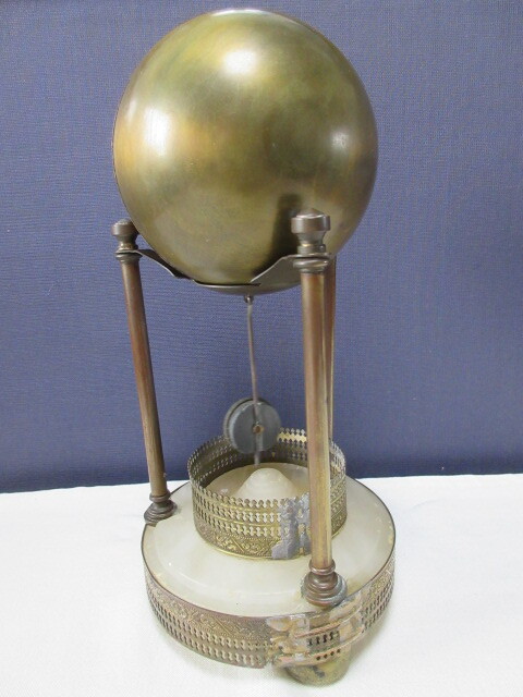 ユンハンス 球形置時計 地球儀型 機械にJUNGHANS刻印 真鍮 振り子 巻ネジ