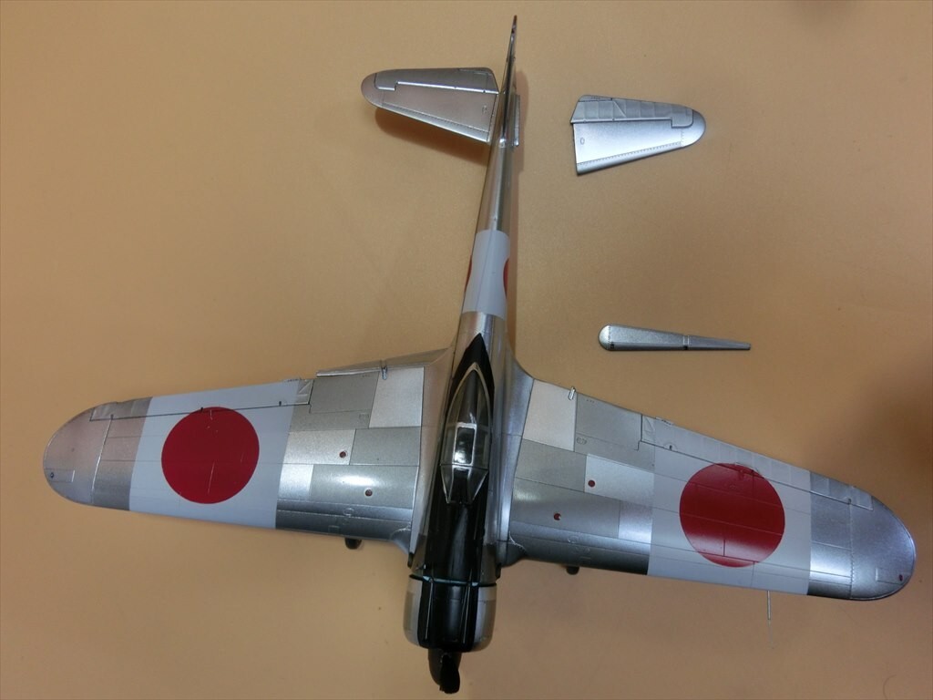 【HW86-39】【80サイズ】▲未検品/ハセガワ 1/48 中島 キ43 一式戦闘機 隼 I型 完成品/プラモデル/※パーツ外れ有_画像3