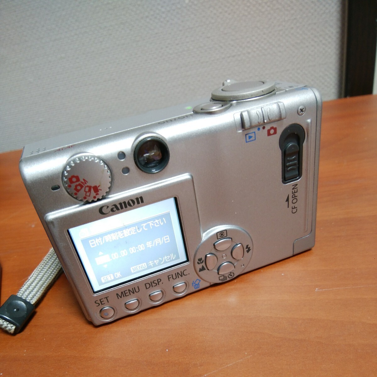 中古品  genuine battery also included Cannon キャノン デジタルカメラ digitalcamera  IXY DIGITAL 400 PC1038の画像3