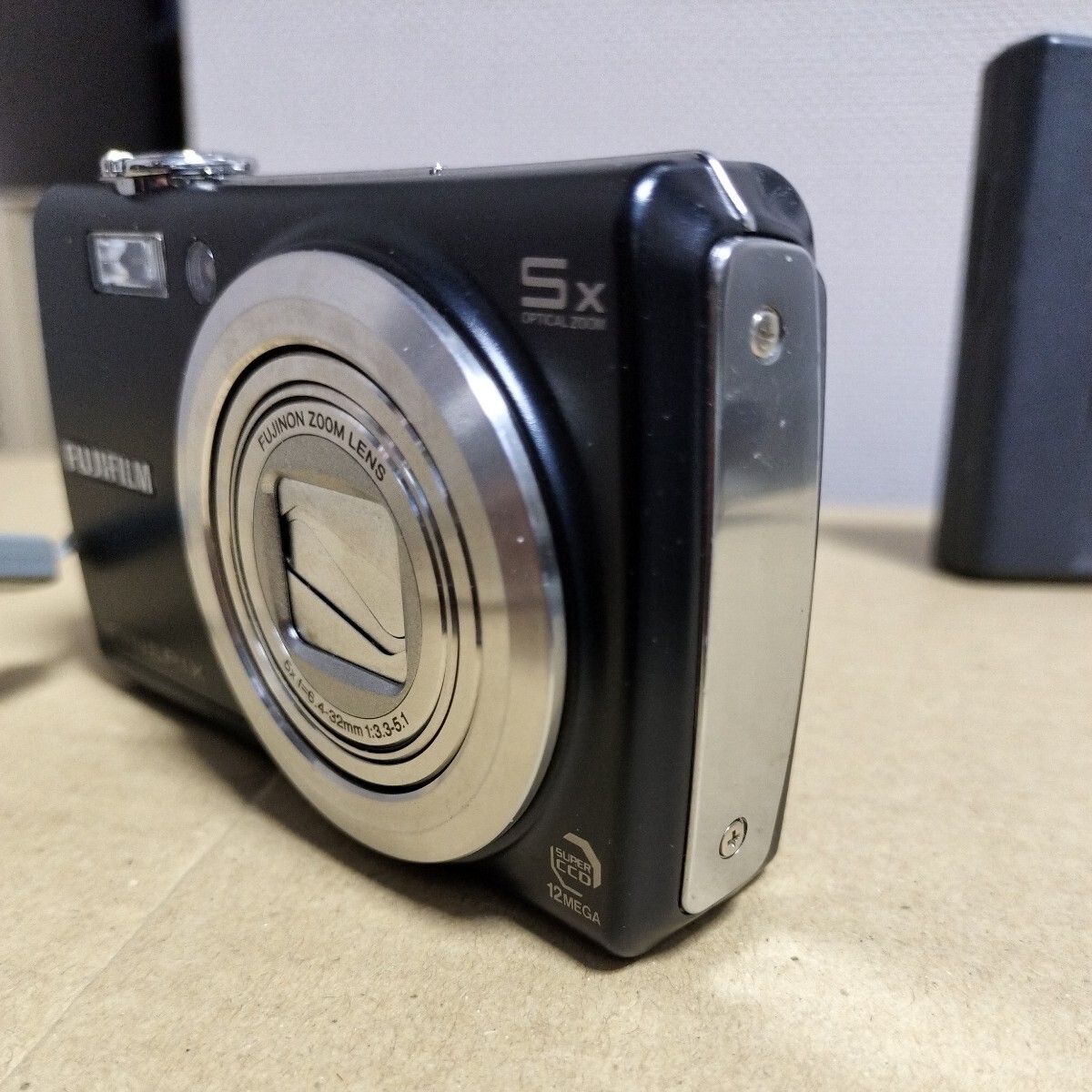  FUJIFILM 富士フィルム FinePix F100fd genuine battery also includedの画像5