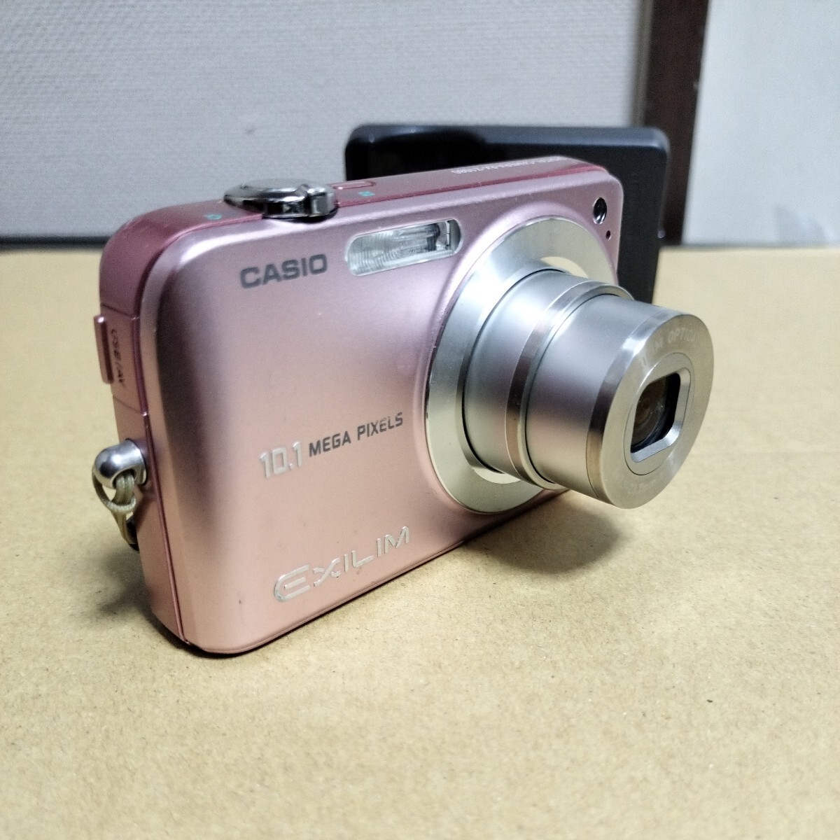 CASIO デジタルカメラ EXILIM EX-Z1080 genuine battery also includedの画像4