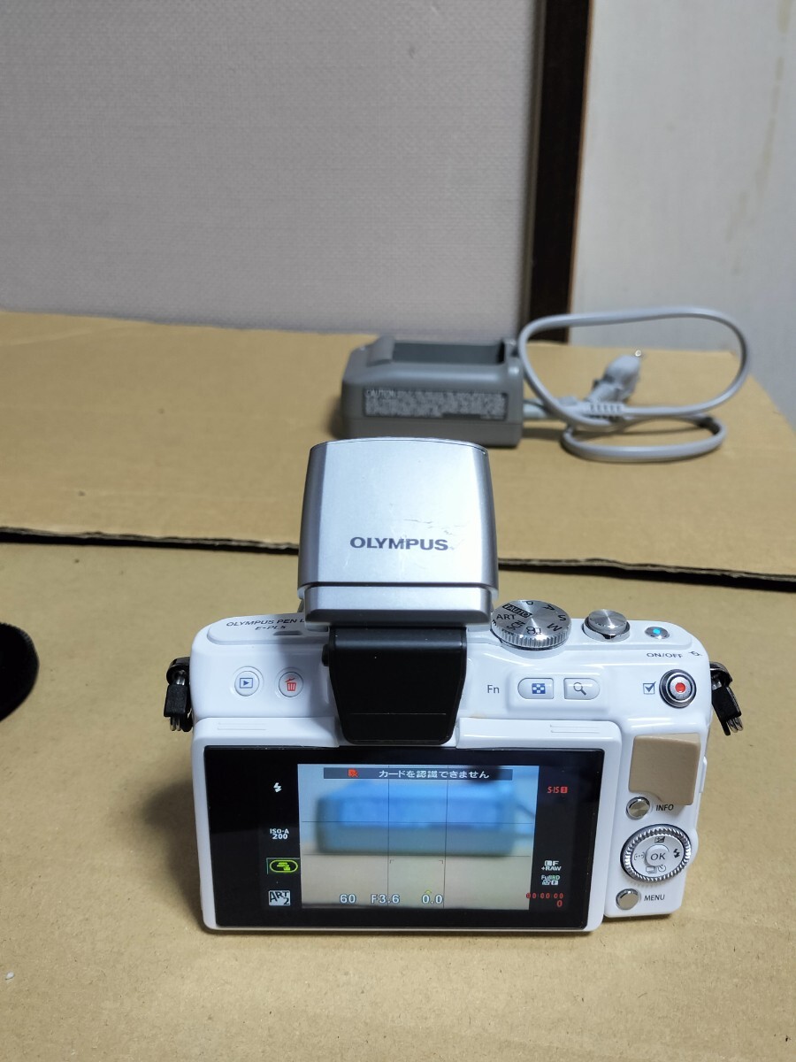 OLYMPUS　オリンパス　デジカメ　digitalcamera E-PL５ ミラーレス　フラッシュ　4FS1　＋　レンズ m.zuiko セット_画像4