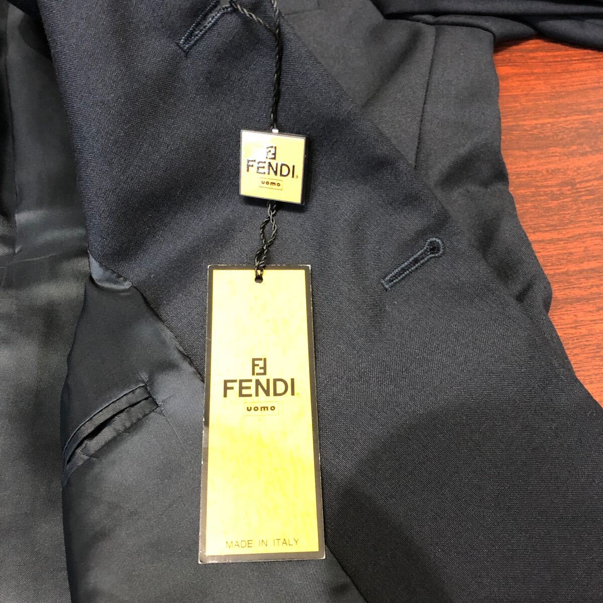 FENDI フェンディダブル テーラードジャケット 紺ブレザー タグ付き新品未使用 97143 813 50 8 R 3016/9 アウター イタリア製 シルバー金具_画像5