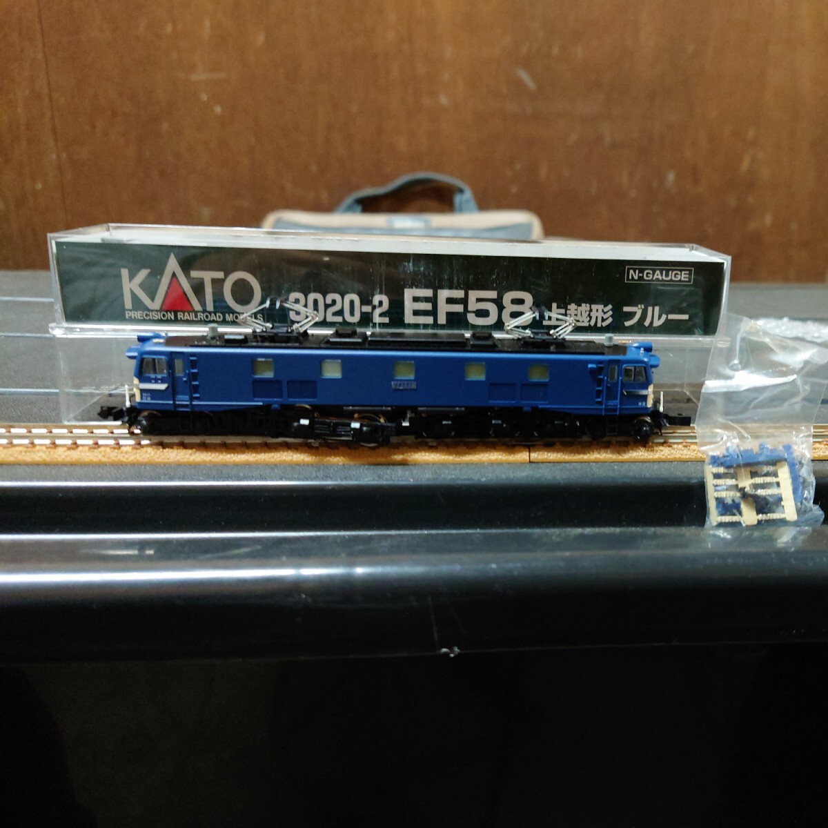 KATO 3020-2 EF58 上越形 ブルー_画像2