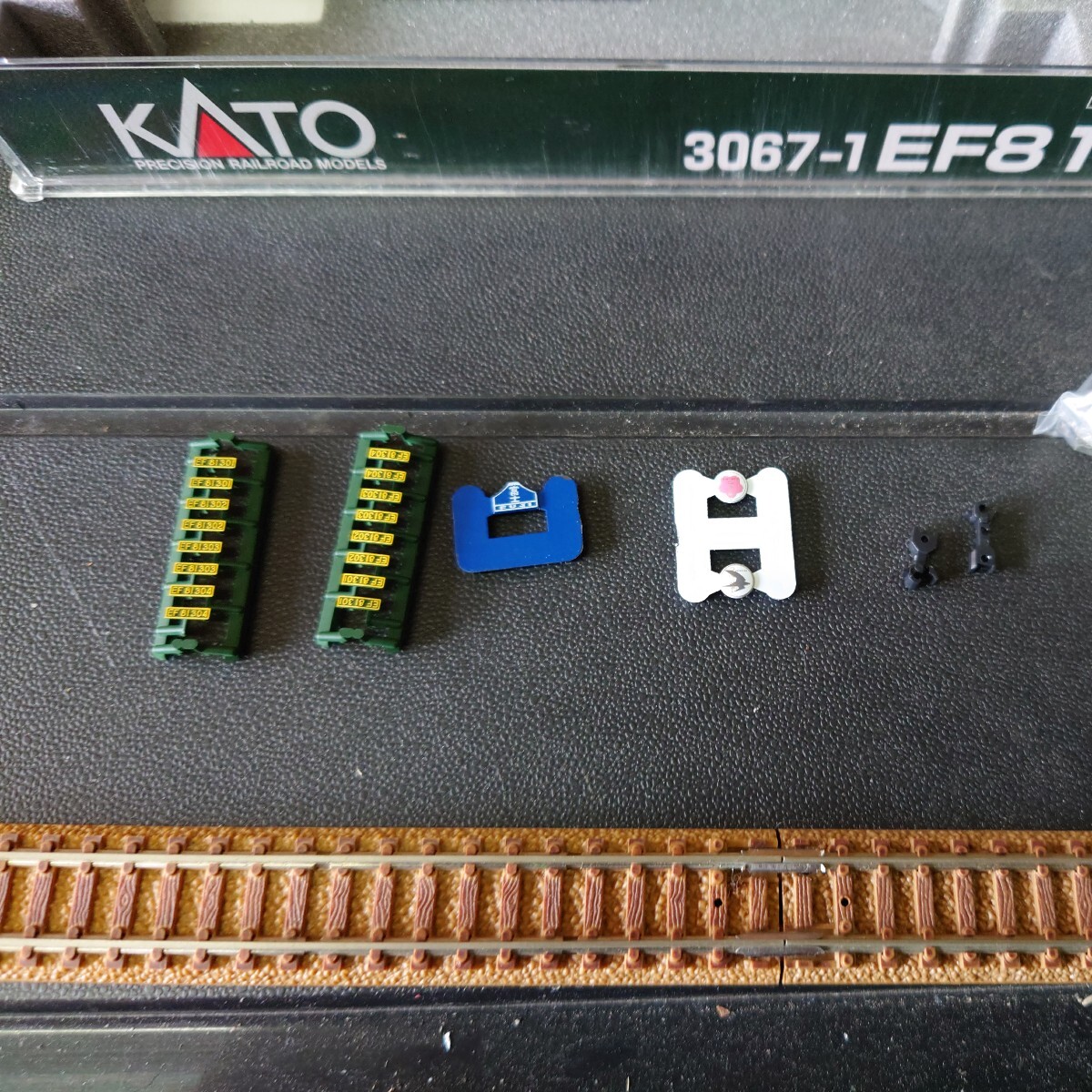 KATO 3067-1 EF81 300_画像6