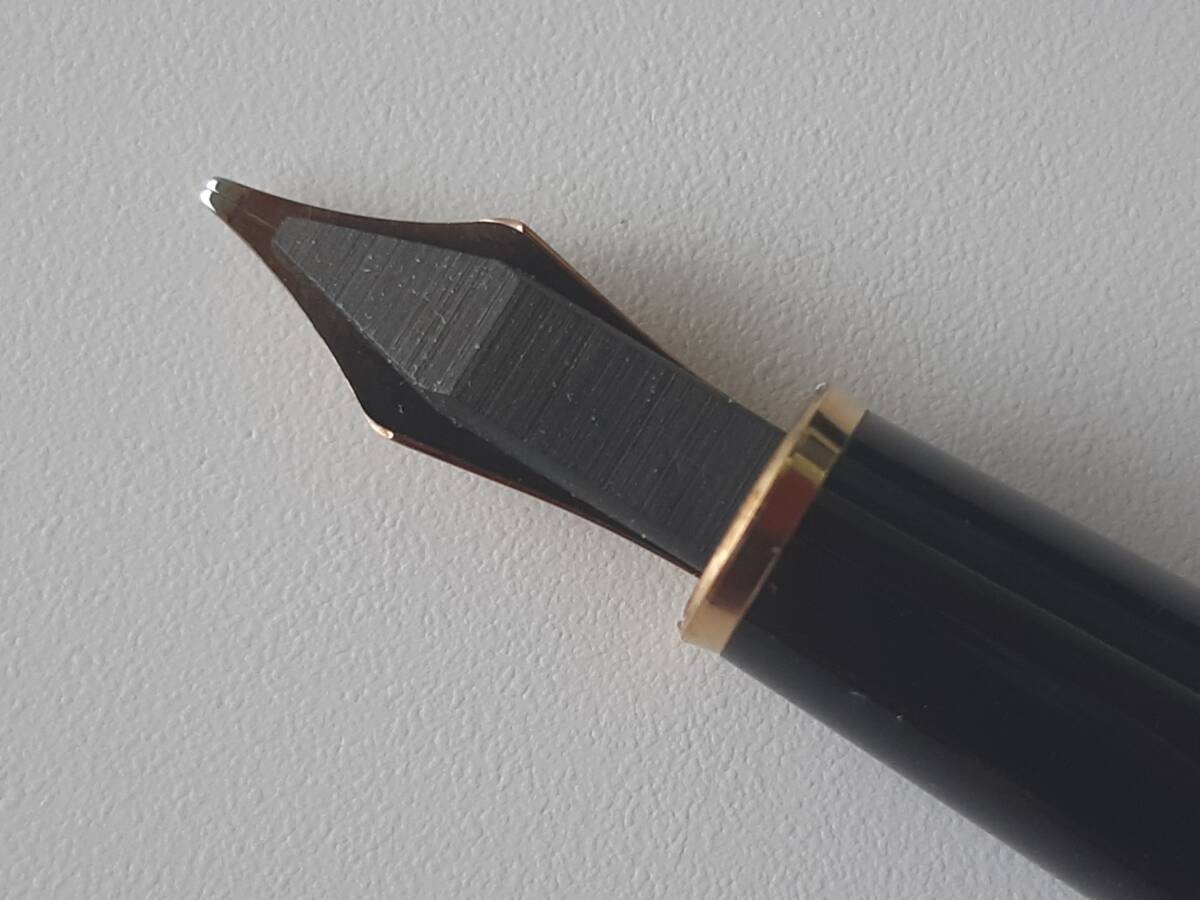 MONTBLANC モンブラン 万年筆 マイスターシュテュック 144 ブラック 14K B（太字）_画像9