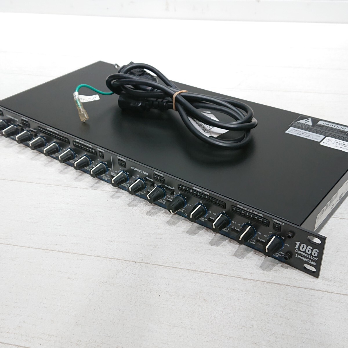 新品本物 dbx ディービーエックス リミッター コンプレッサー 1066 DTM・DAW