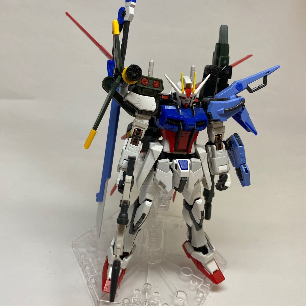 RG 1/144 パーフェクトストライクガンダム 完成品 ガンダム ガンプラ _画像2